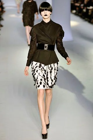 Look 27